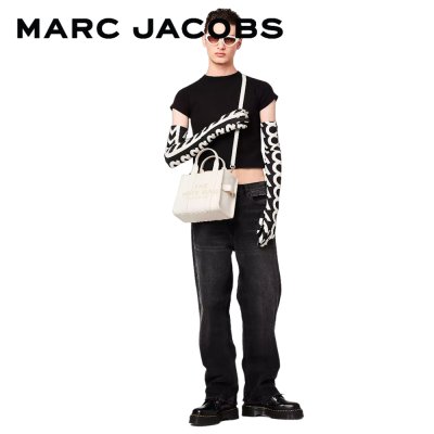 THE LEATHER SMALL TOTE BAG